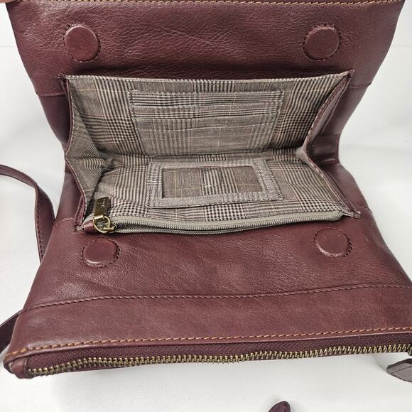Hobo Merlot Crossbody Bag Strap Faux Leather Womens Handbag Purse Multi Comparts - Picture 4 of 11